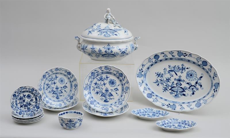 Appraisal: ASSEMBLED GROUP OF FOURTEEN MEISSEN PORCELAIN TABLEWARES IN THE BLUE