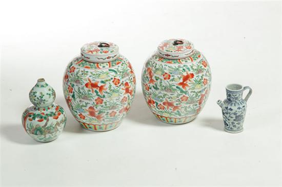 Appraisal: FOUR PORCELAIN ITEMS China th century Pair of ginger jars