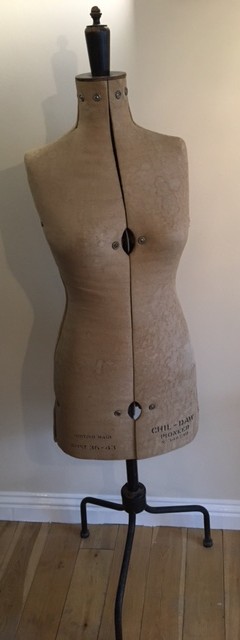 Appraisal: A Chil-Daw Pioneer branded tailors mannequin with adjustable bust marked