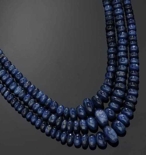 Appraisal: SAPPHIRE NECKLACE Very decorative -row necklace consisting of numerous graduated