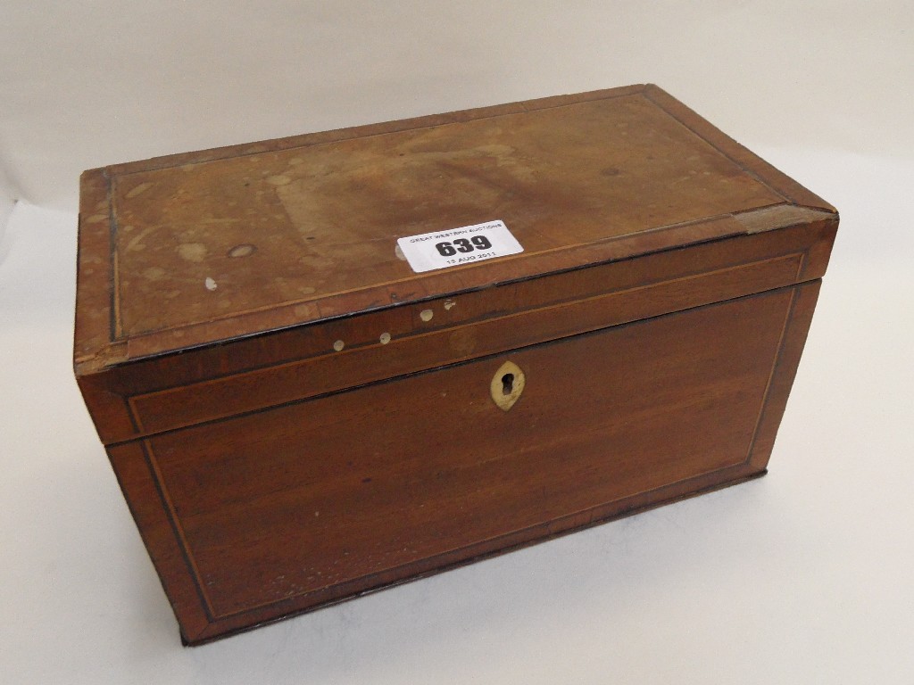 Appraisal: Mahogany two sectioned tea caddy