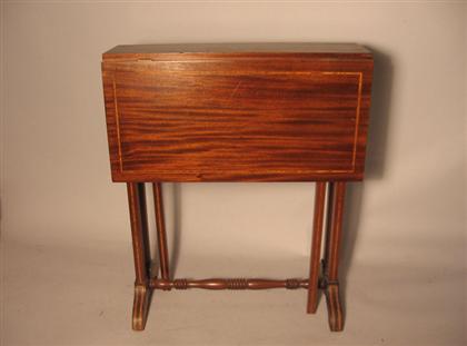 Appraisal: Mahogany Sunderland table with satinwood banded inlay