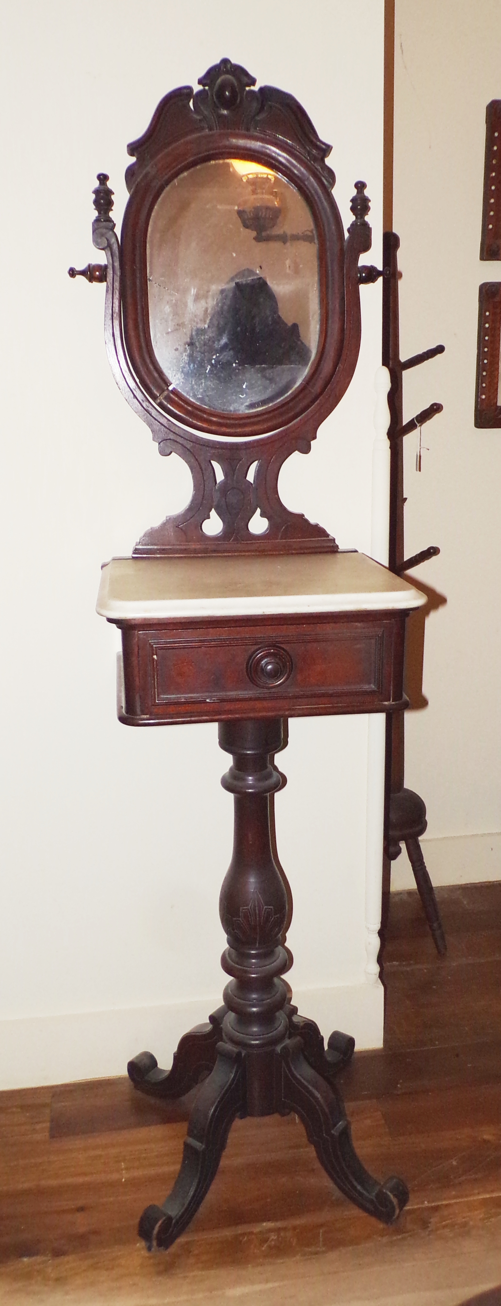 Appraisal: Victorian walnut shaving stand with marble top and one drawer