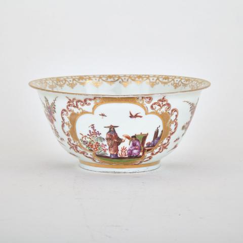 Appraisal: Meissen Chinoiserie Bowl c painted in colours on the interior