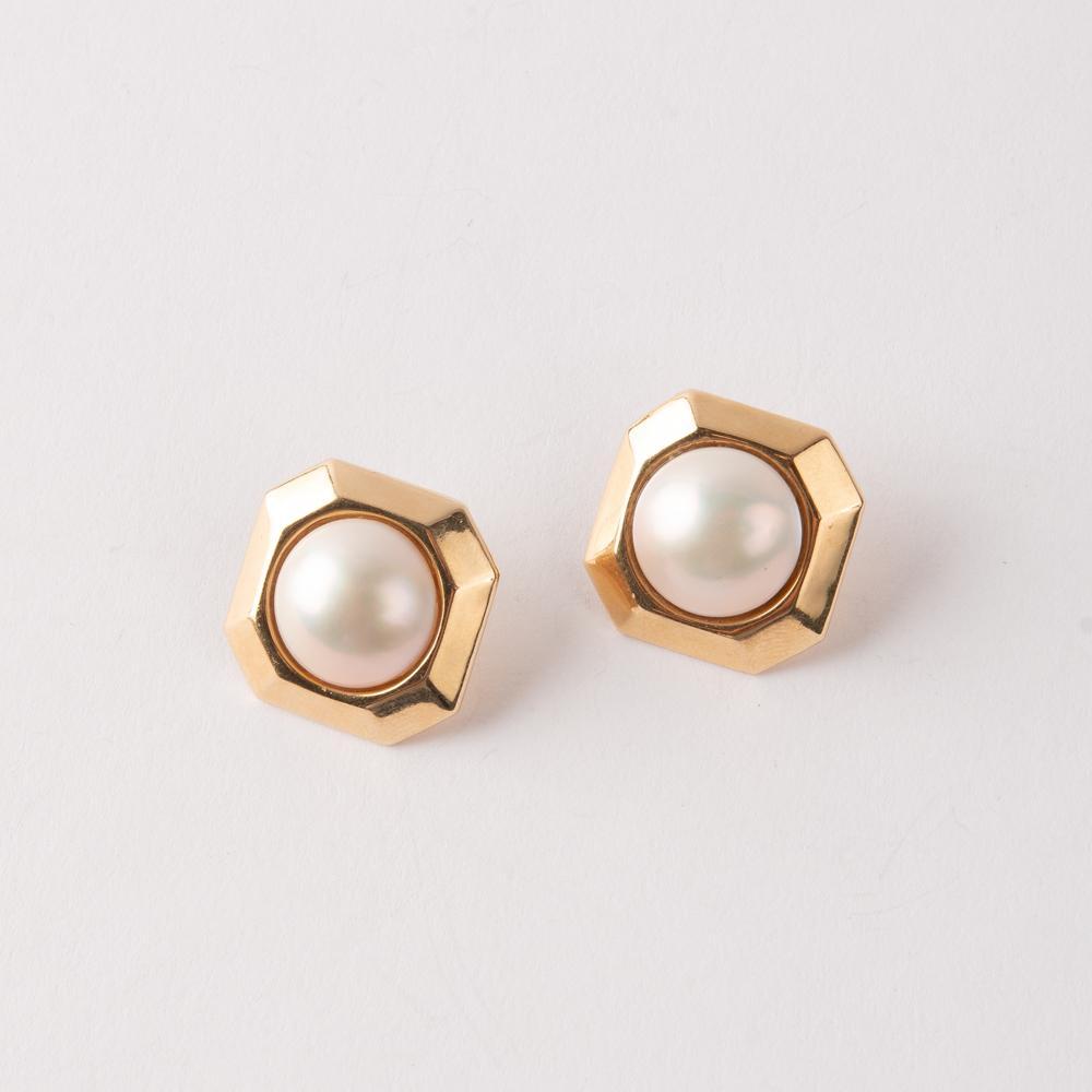 Appraisal: K MABE PEARL EARRINGS MM K yellow gold earrings with