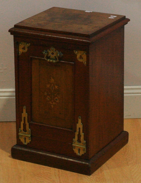 Appraisal: An Edwardian mahogany and inlaid brass-mounted coal box cm wide