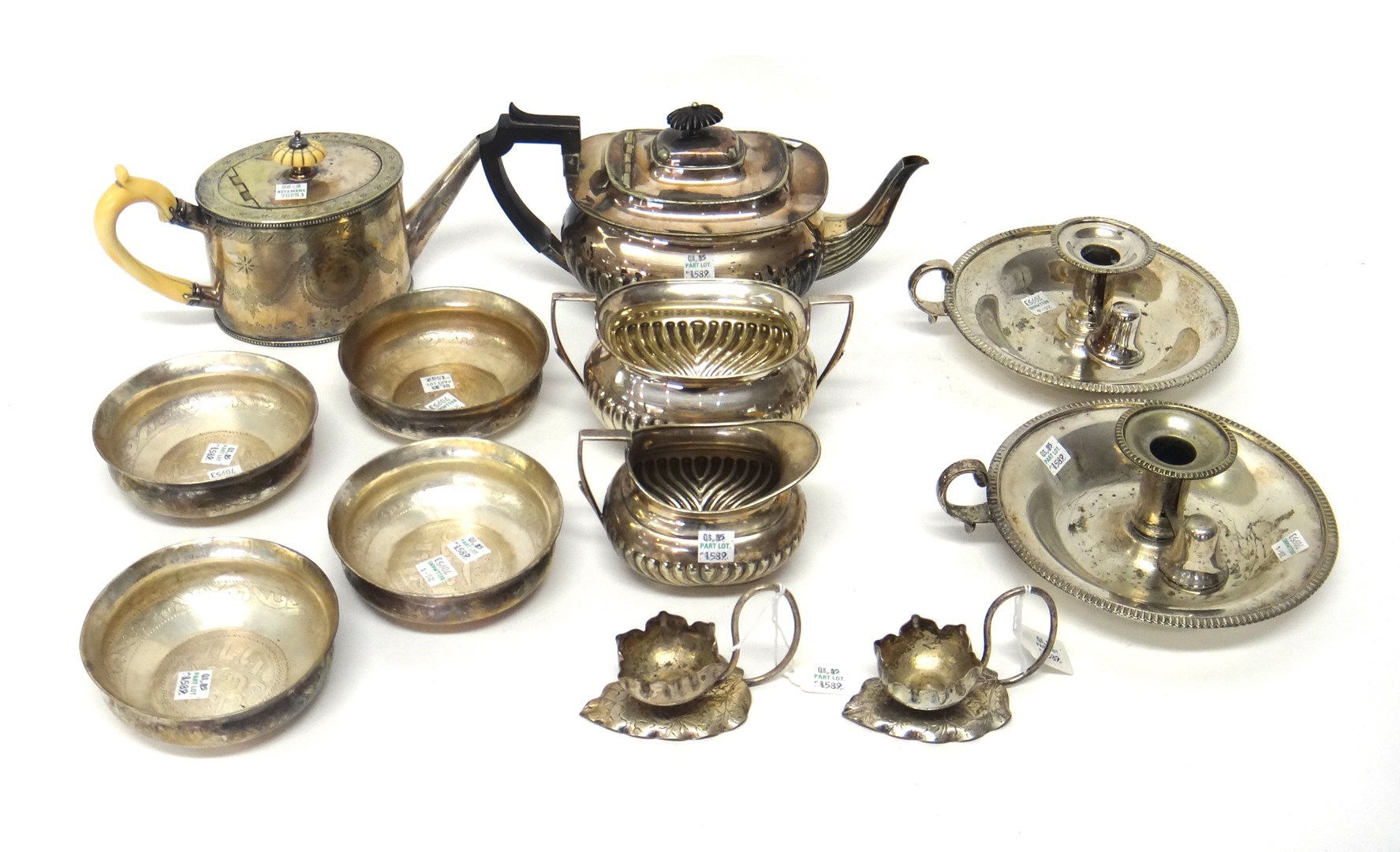 Appraisal: A set of four Islamic bowls of circular form with