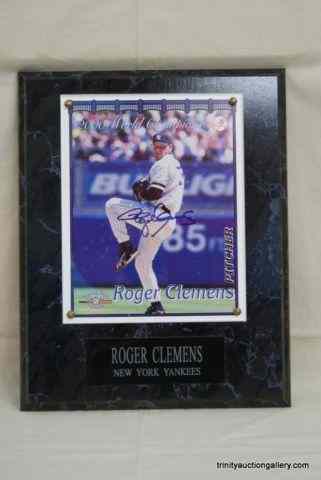 Appraisal: Roger Clemens Signed Autograph X PhotographThis is a X color