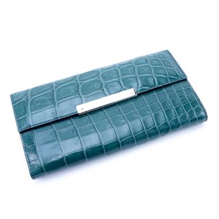 Appraisal: Gucci Green Matte Crocodile Continental Wallet Leather interior Credit card