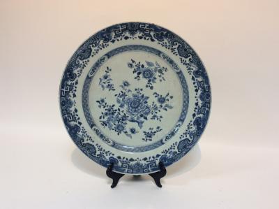 Appraisal: An early th Century blue and white saucer dish painted