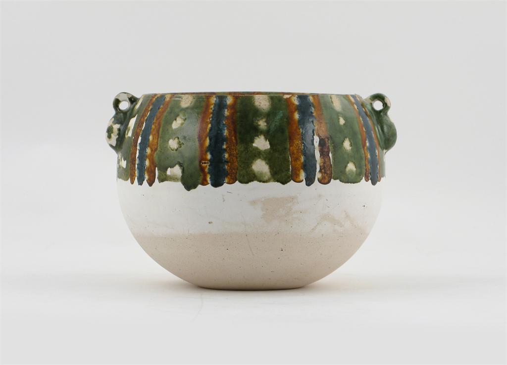 Appraisal: A Chinese pottery ovoid bowl