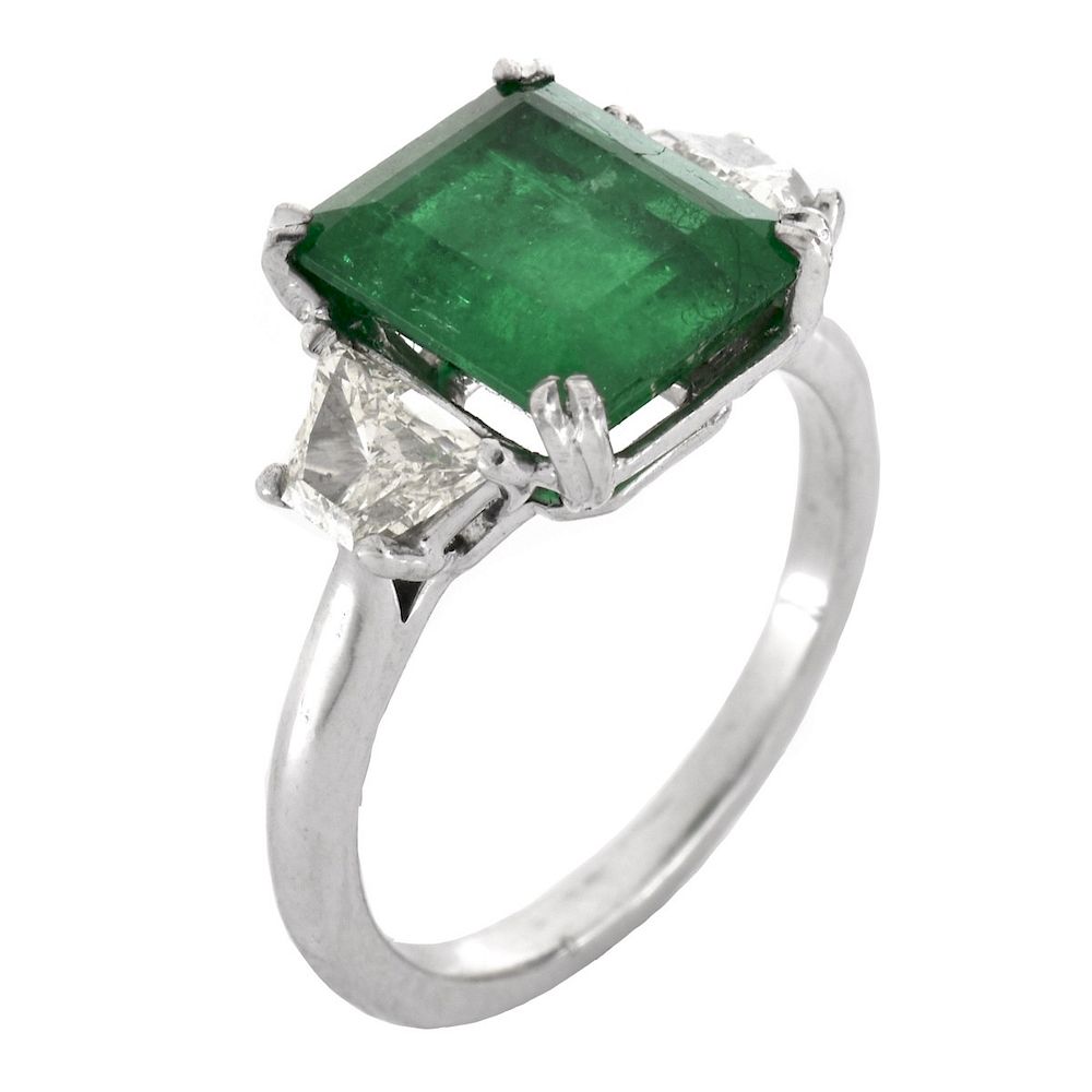 Appraisal: Emerald Diamond and Platinum Ring Vintage Approx Carat Colombian Emerald