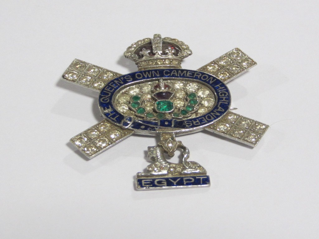 Appraisal: A Queen's Own Cameron Highlanders sweetheart brooch in white metal