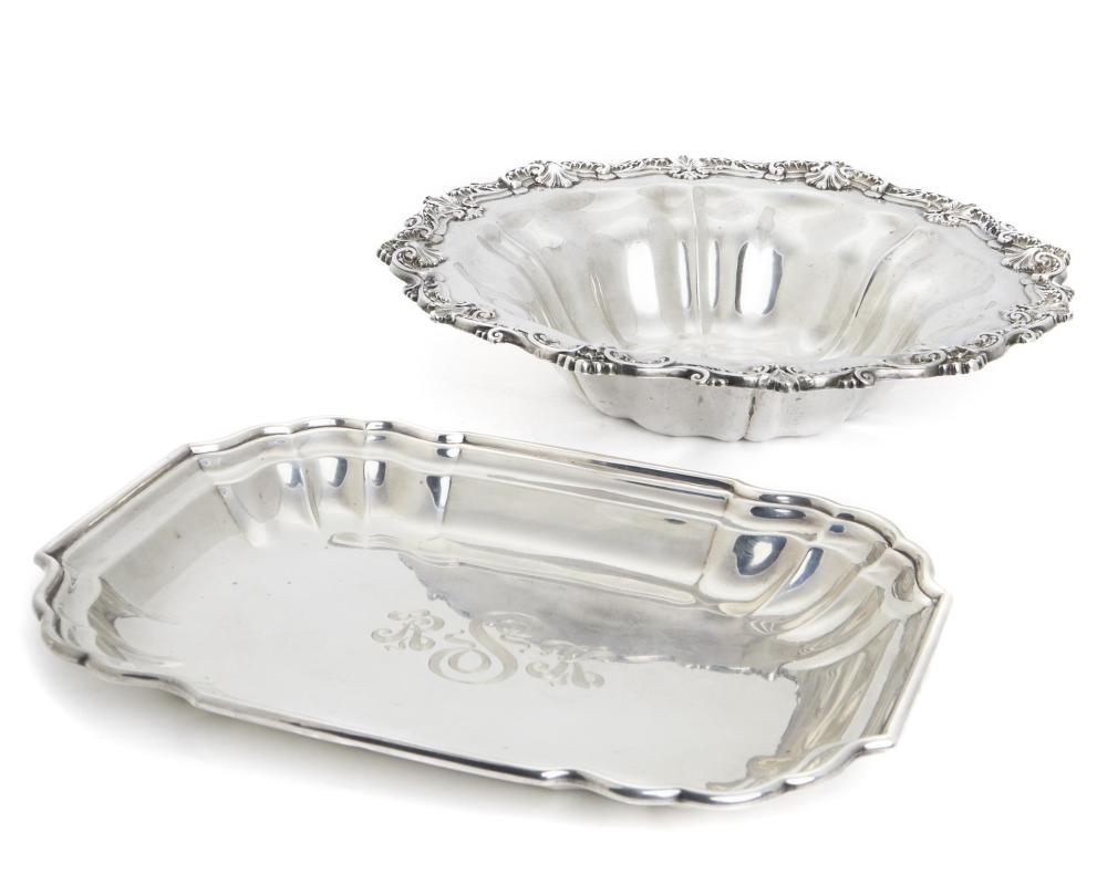 Appraisal: An American sterling silver bread tray and fruit bowl th