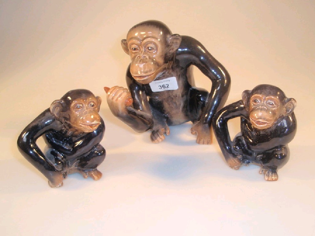 Appraisal: A set of three Sylvac monkeys in playful poses the