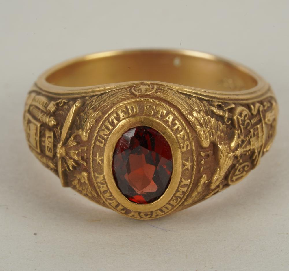 Appraisal: TIFFANY CO KARAT YELLOW GOLD GARNET CLASS RING US Naval