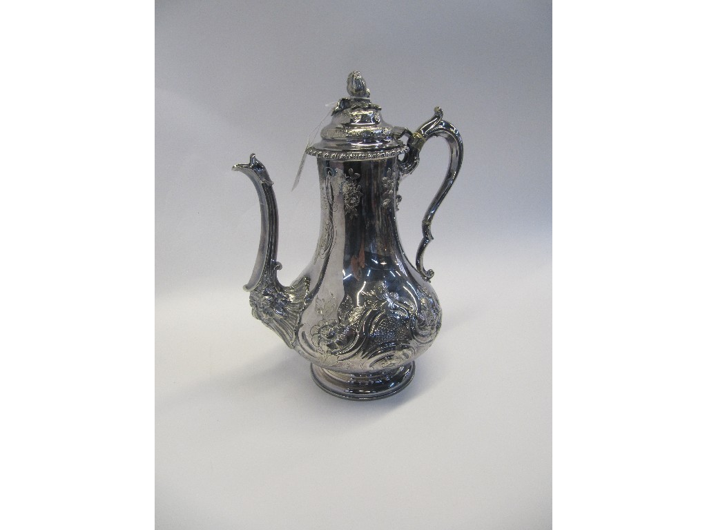 Appraisal: A silver plated coffee pot