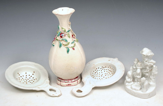 Appraisal: AN TH CENTURY WHITE GLAZE BOTTLE VASE of flask form