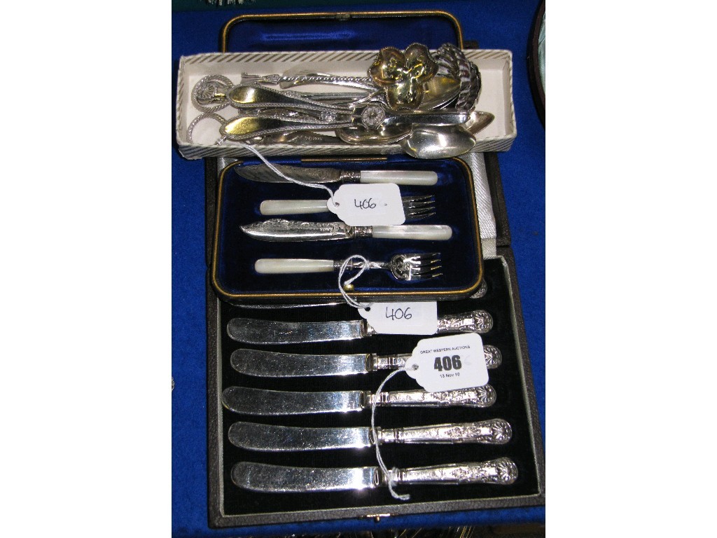 Appraisal: Lot comprising cased silver handled knives an EP and mother