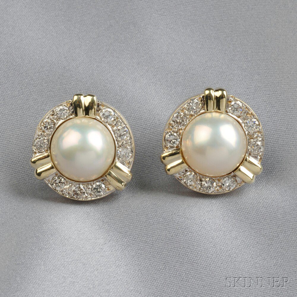 Appraisal: kt Gold Mabe Pearl and Diamond Earclips each mabe pearl