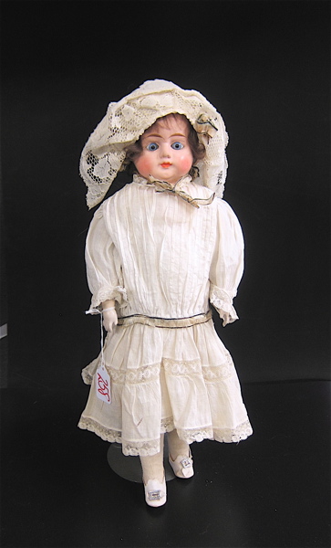 Appraisal: PAPIER MACHE SHOULDER HEAD DOLL Kahn Walking Dollie attributed 's