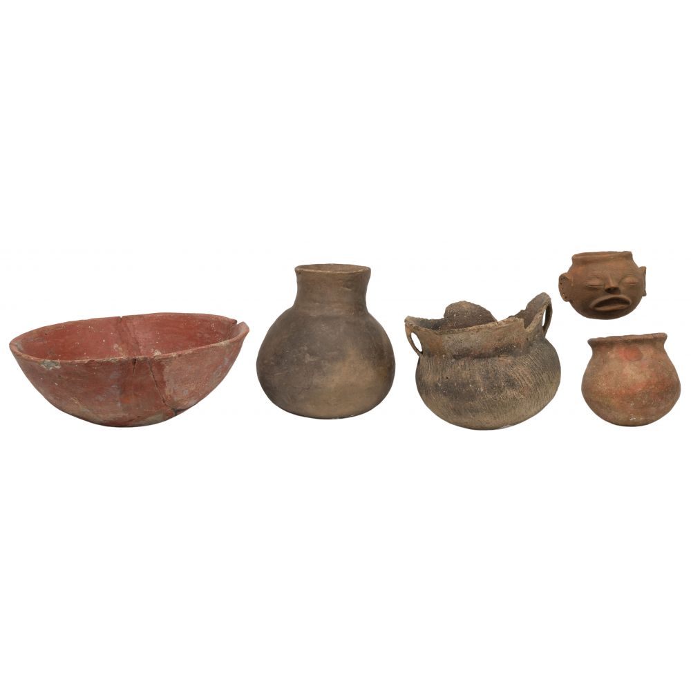 Appraisal: NATIVE AMERICAN INDIAN MISSISSIPPIAN POTTERY ASSORTMENT items including a trophy