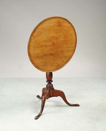 Appraisal: FEDERAL DISH TOP MAHOGANY TILT TOP STAND Carved round edge