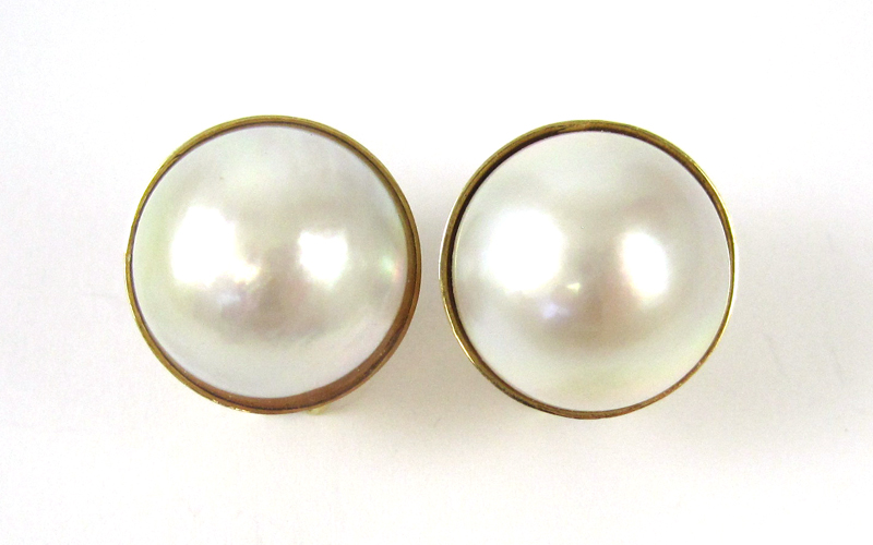 Appraisal: PAIR OF MABE' PEARL EARRINGS each k yellow gold set