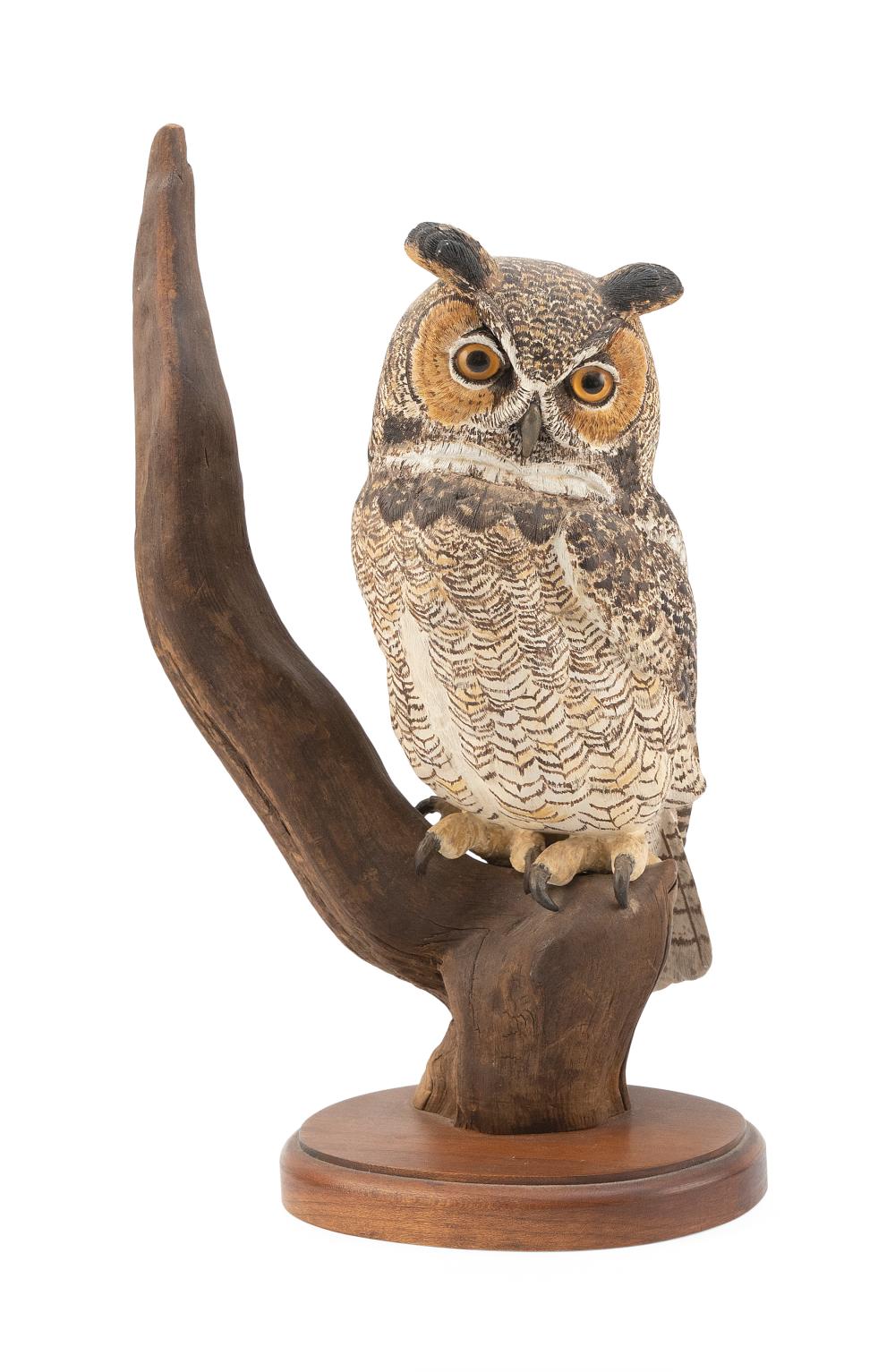 Appraisal: ROBERT AND VIRGINIA WARFIELD HALF-SIZE GREAT HORNED OWL JAFFREY NEW