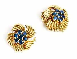 Appraisal: A pair of vintage ct gold sapphire cluster earrings with