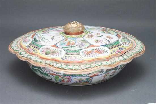 Appraisal: Chinese Export Famille Rose porcelain lozenge-shaped vegetable dish mid- th