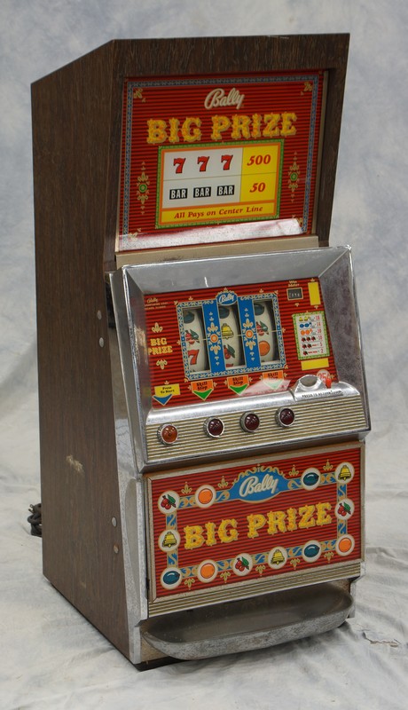 Appraisal: Bally Big Prize Push Button Slot Machine lights up but