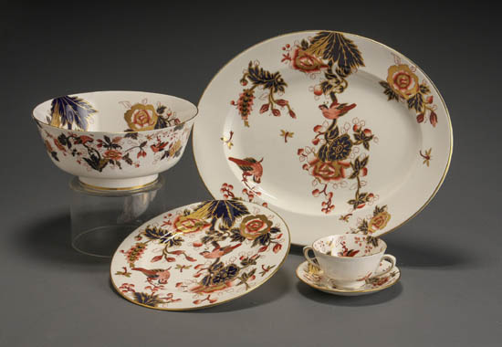 Appraisal: Coalport 'Hong Kong' Dinner Service Modern Consisting of Dinner plates