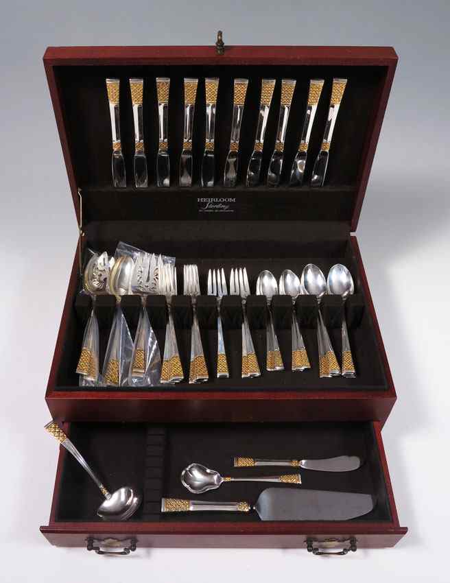 Appraisal: LUNT GOLDEN COLUMBINE STERLING FLATWARE SET pieces in the Golden