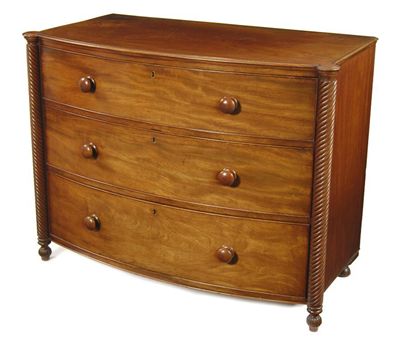 Appraisal: A William IV mahogany bowfront chest the moulded edge top