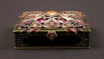 Appraisal: Jay Strongwater Enameled Box Lovely decorative box features an enameled