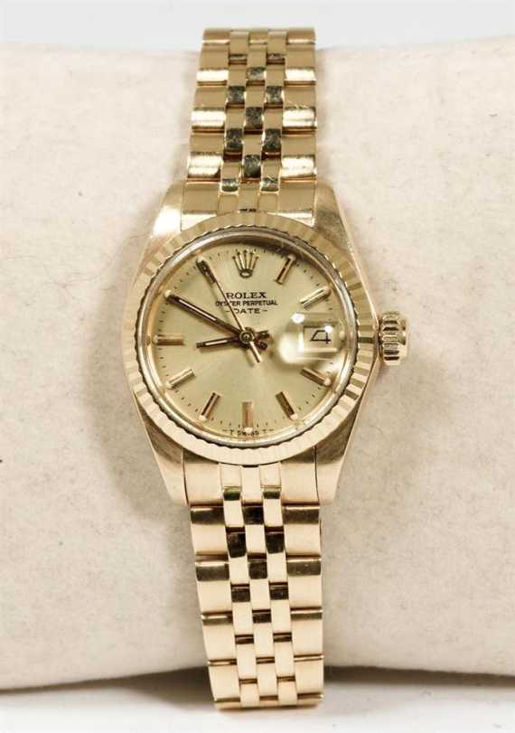 Appraisal: LADY'S WRISTWATCH ROLEX DATE s Yellow gold Ref Gold case