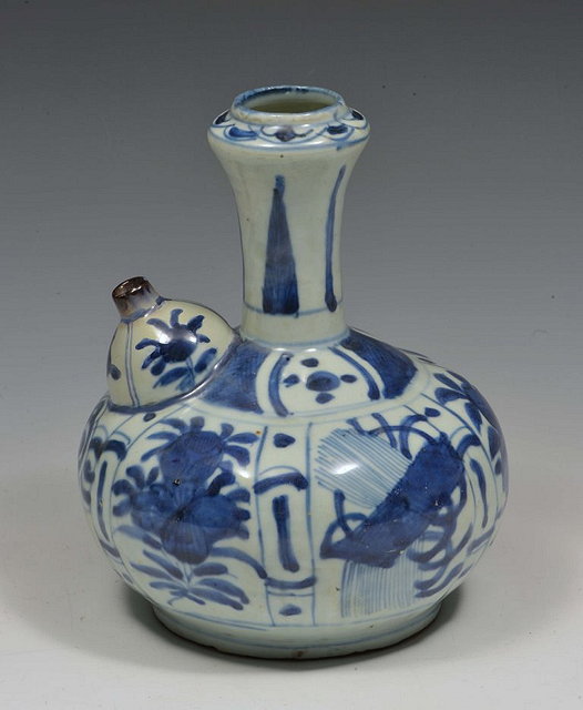 Appraisal: A CHINESE BLUE AND WHITE PORCELAIN KENDI Wan Li Period