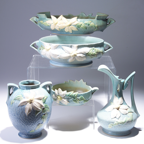 Appraisal: Five ROSEVILLE blue Clematis pieces to include a ewer -