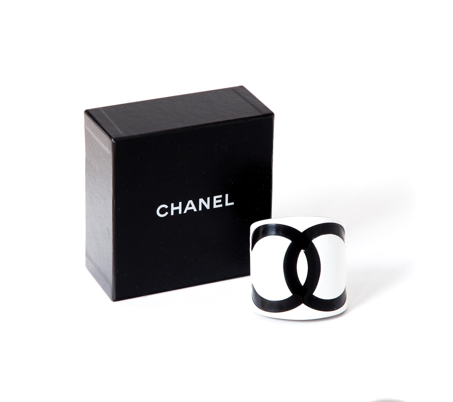 Appraisal: CLASSIC FRENCH CHANEL BLACK WHITE RESIN CUFF BRACELET INTERLOCKING CC