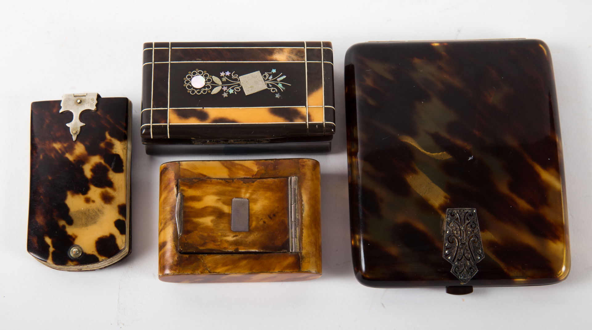 Appraisal: Four Victorian tortoiseshell pocket articles second half- th century including