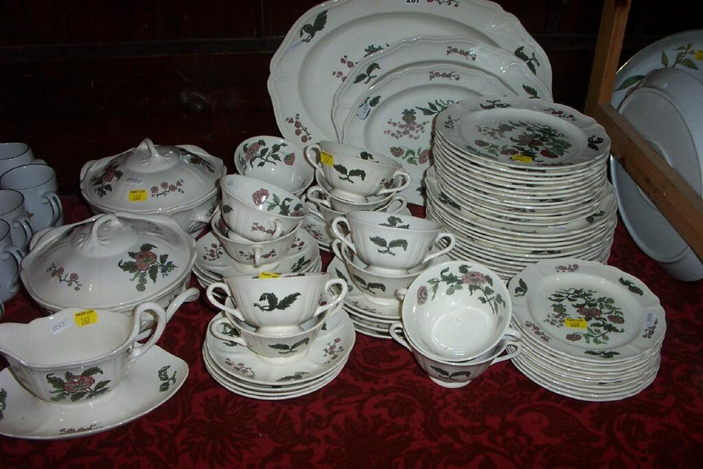 Appraisal: A quantity of Wedgwood Mandarin pattern dinner wares comprising a