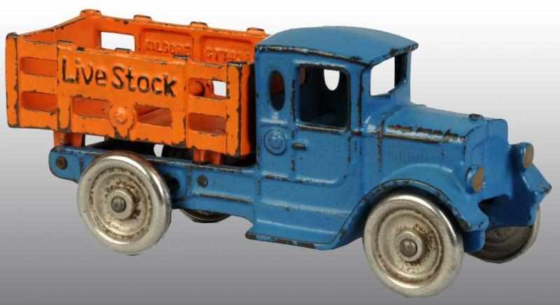 Appraisal: Cast Iron Kilgore Live Stock Truck Toy Description Solid disc