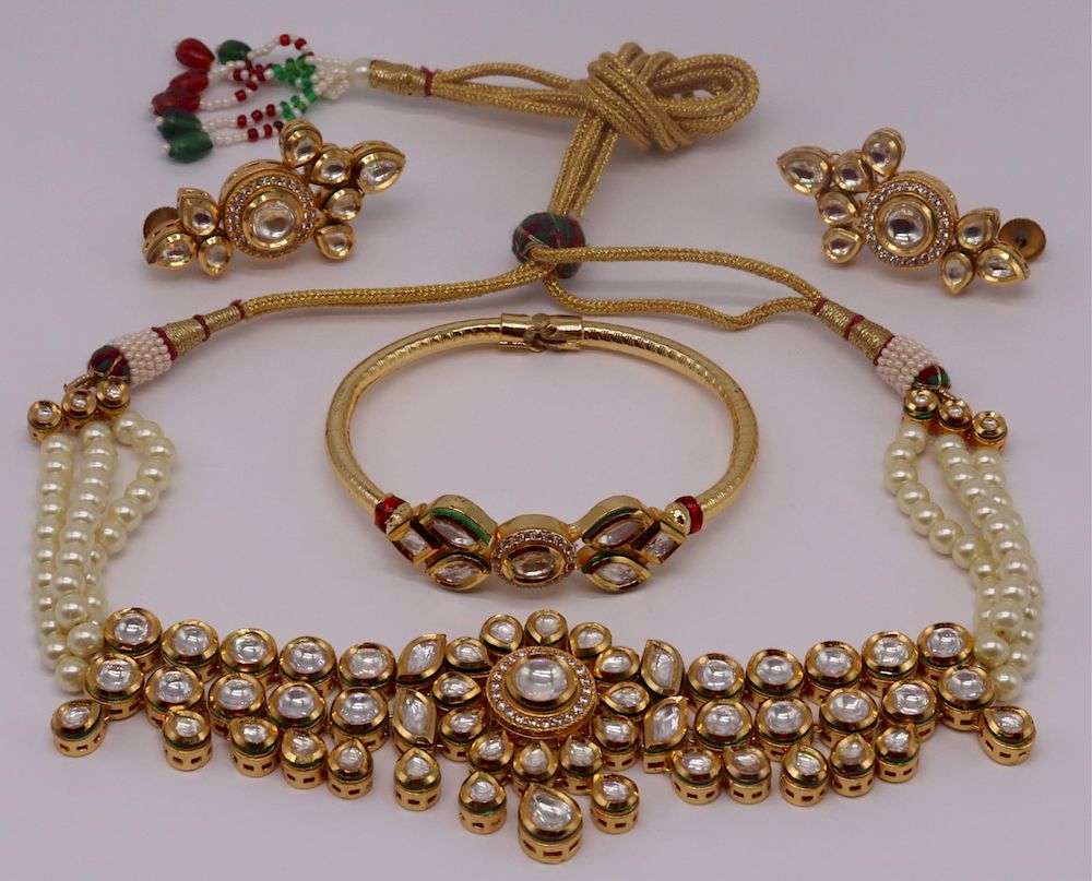 Appraisal: JEWELRY Pc Kundan Style Jewelry Suite Indian Kundan style jewelry