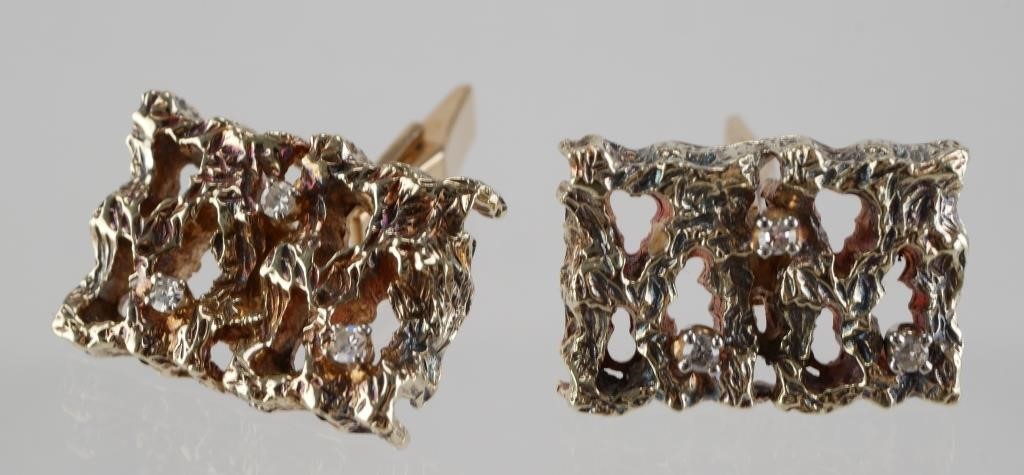 Appraisal: Old k yellow gold nugget style cufflinks each with three