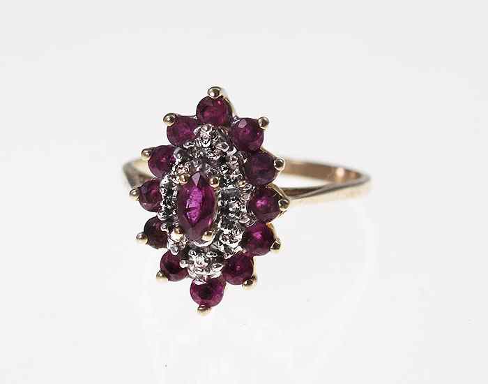 Appraisal: RUBY DIAMOND RING K yellow gold ring contains marquise and