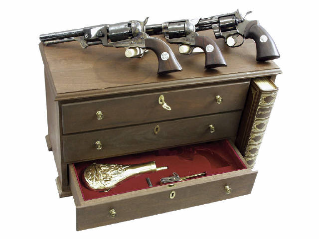 Appraisal: Colt - Bicentennial set consisting of a Colt Python Magnum