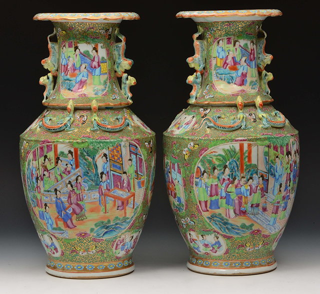 Appraisal: A pair of Chinese Canton vases th Centuryeach with reserve