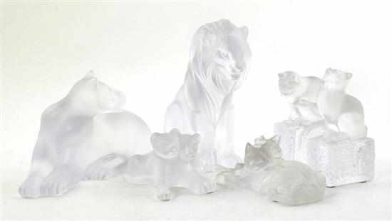 Appraisal: Lalique crystal figures lion L '' lioness L '' pair