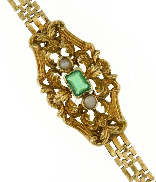 Appraisal: AN ANTIQUE EMERALD AND SEED PEARL BROOCH adapted as a